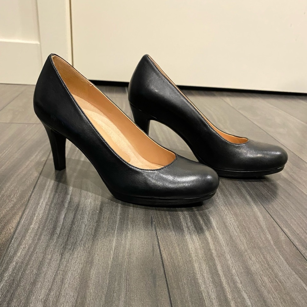 Naturalizer Michelle Pump Black Leather Women's Shoes Heels Size 5